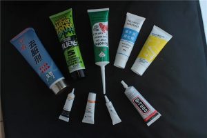 അൾട്രാസോണിക് സീലിംഗ് കോസ്മെറ്റിക് ട്യൂബ് പൂരിപ്പിക്കൽ യന്ത്രം